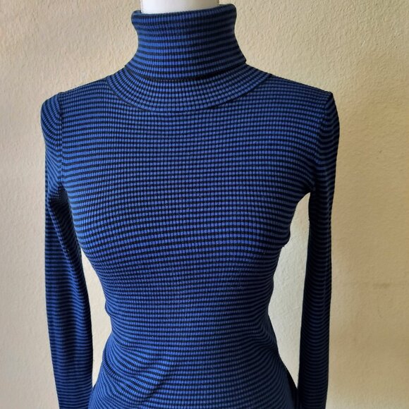 Banana Republic Striped Turtleneck - Picture 1 of 1